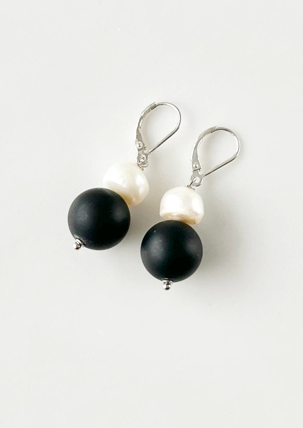 White Freshwater Pearl with Black Agate Earring on Sterling Silver Leverback