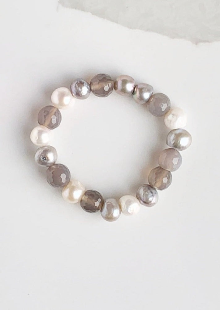 
                      
                        Freshwater Pearl and Faceted Agate Necklace in Grey, highlighting White Pearls.
                      
                    