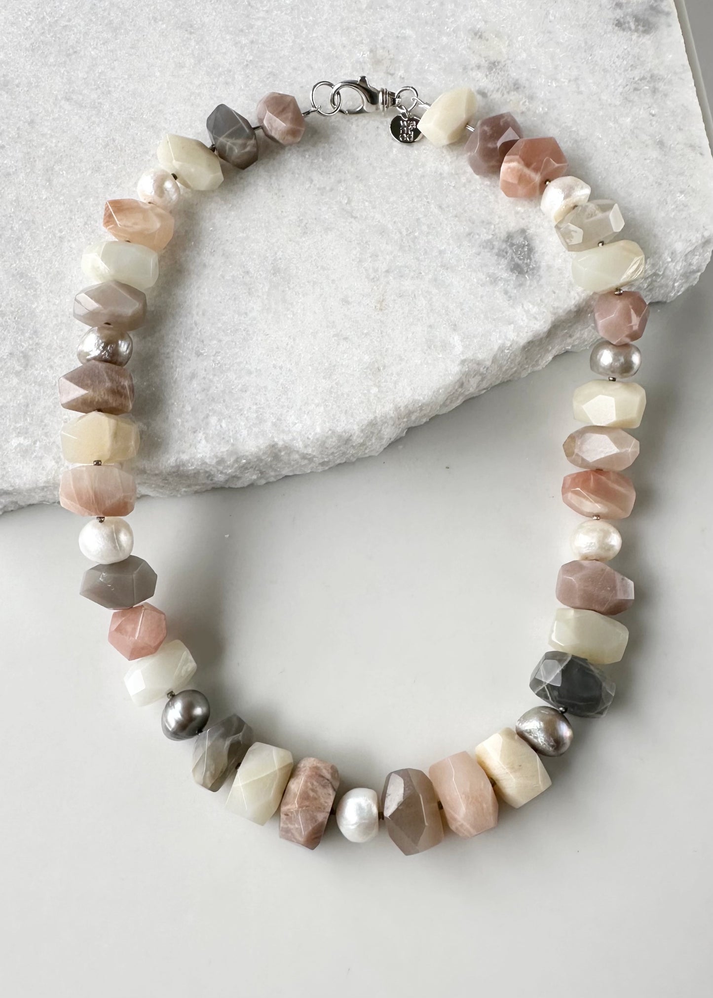 MOONSTONE & PEARL NECKLACE - WANTED ONE OF A KIND