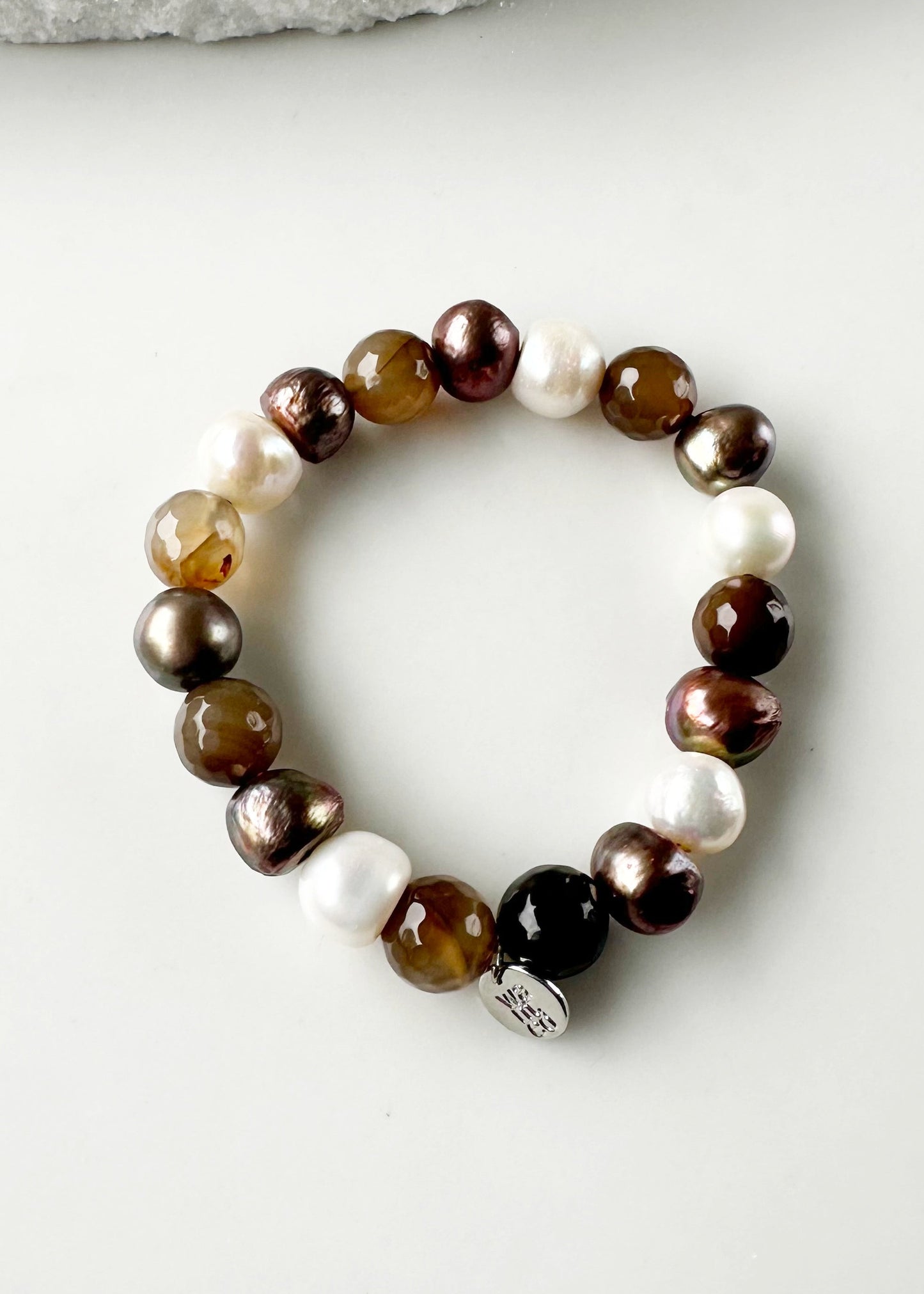 Freshwater Pearl and Faceted Agate Necklace in Brown, highlighting White Pearls.