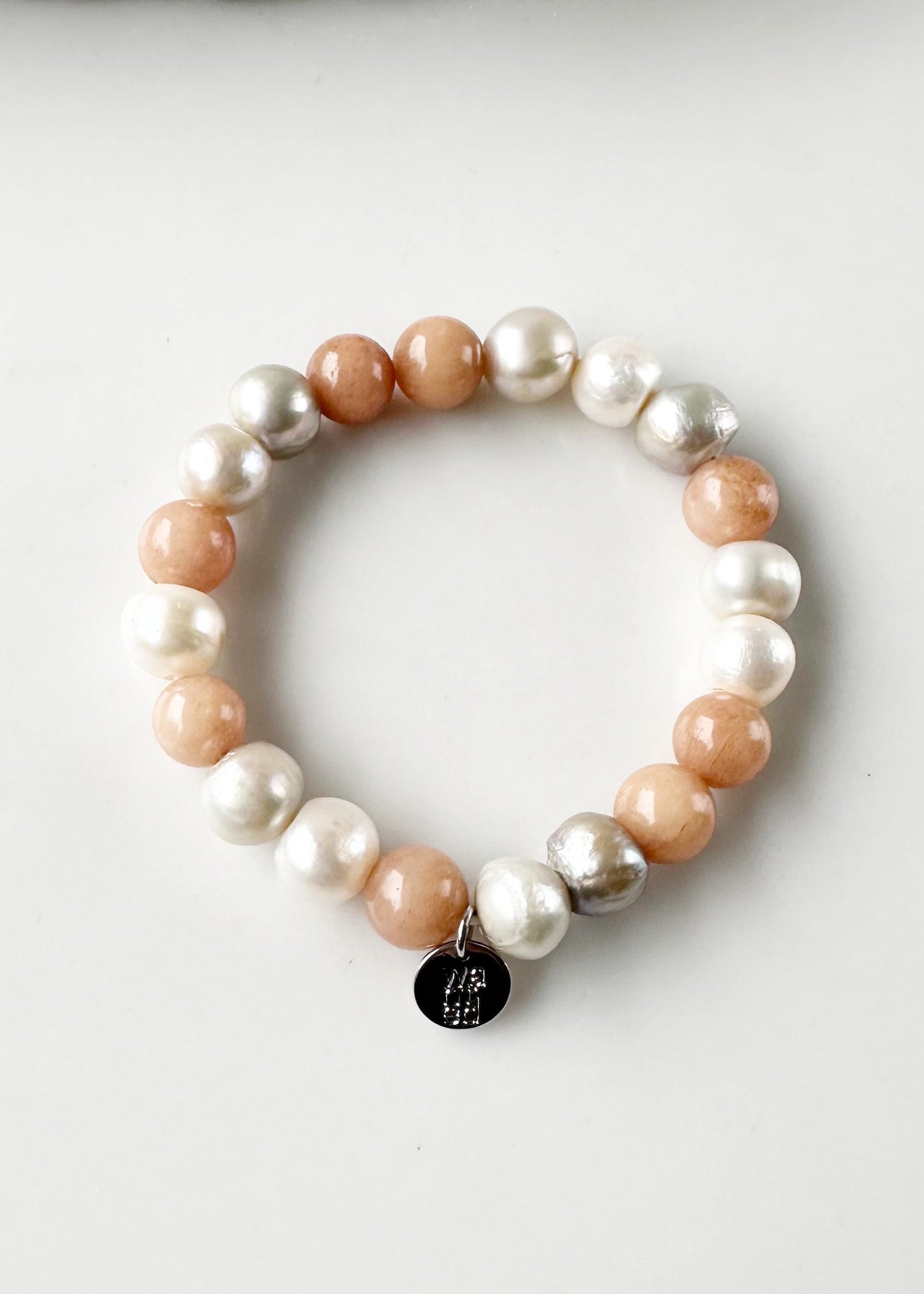 Freshwater Pearl and Faceted Agate Necklace in Peach, highlighting White Pearls.