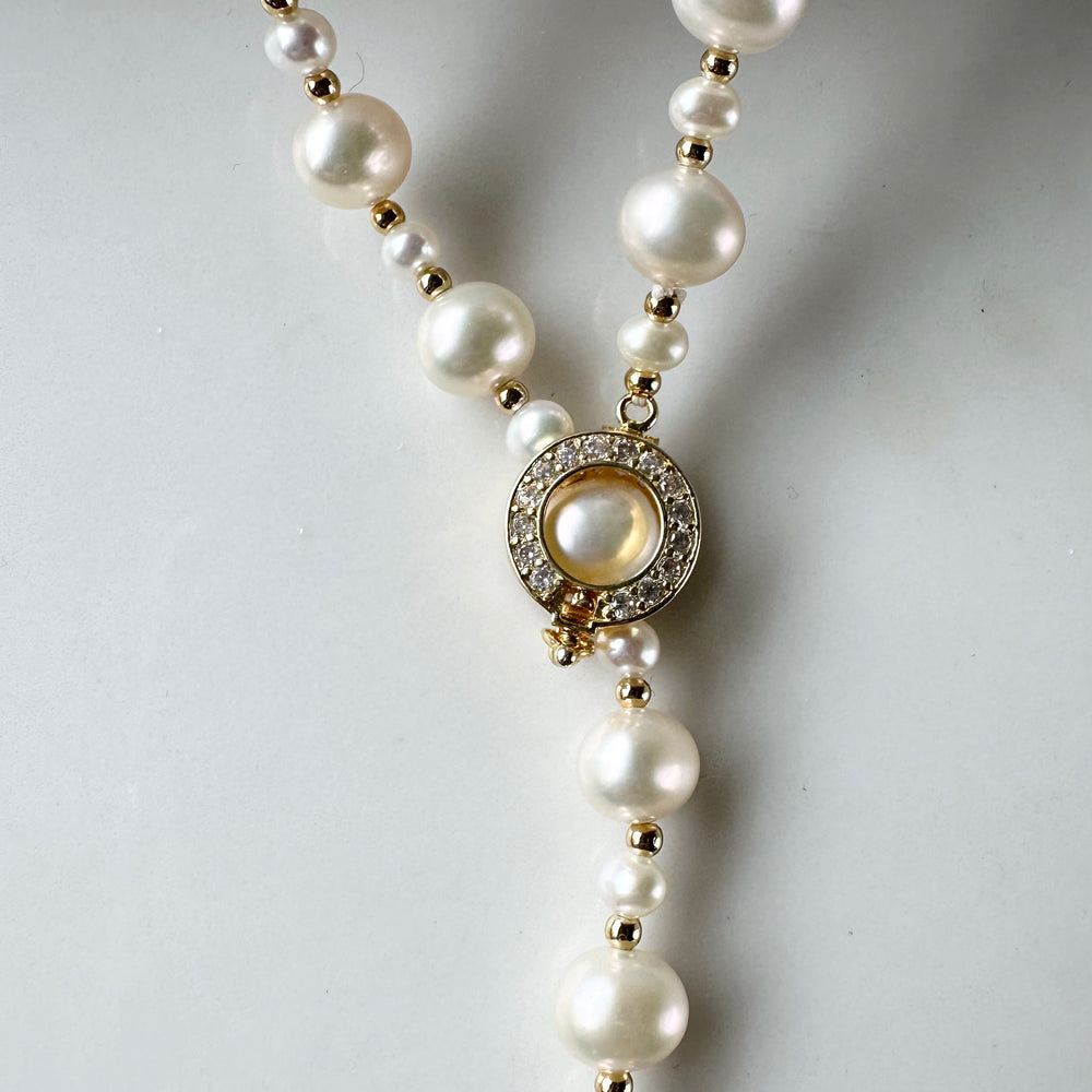 
                      
                        STUNNING SAMPLE NECKLACE - 1 ONLY SALE
                      
                    