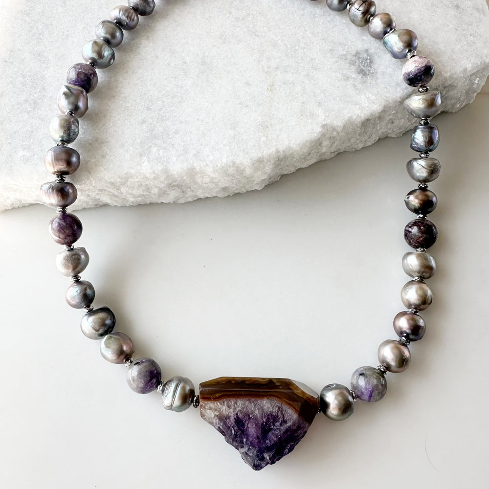 AMETHYST & PEARL NECKLACE - WANTED ONE OF A KIND